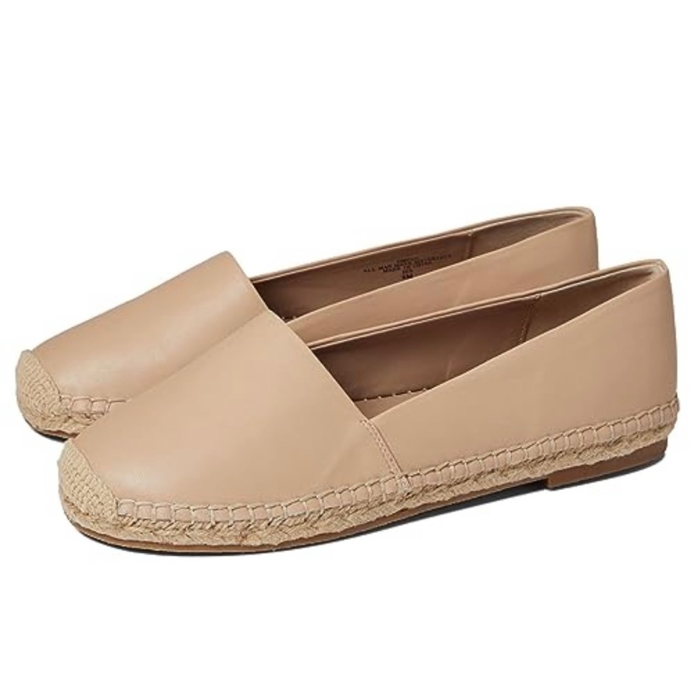 New Charles by Charles David Charles White Omega Flats Espadrilles Size 8.5M